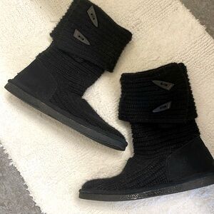Women’s Knitted Bearpaw Boots